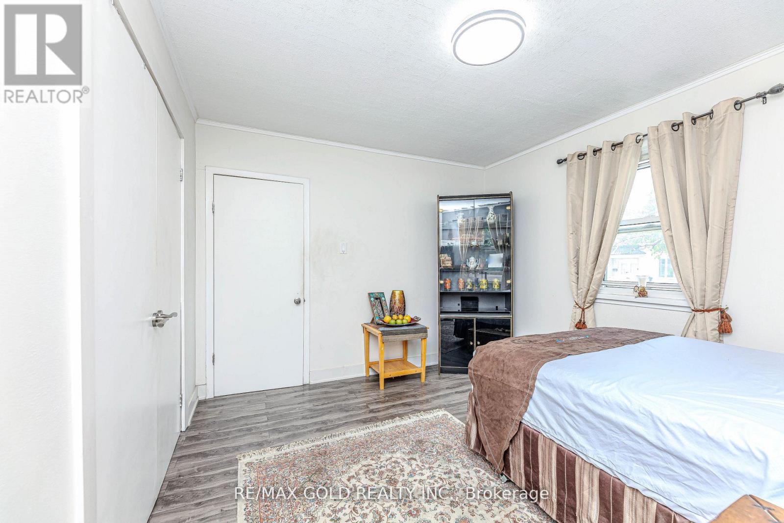 39 Harrow Street, Mississauga, Ontario  L4T 1J6 - Photo 23 - W12388317
