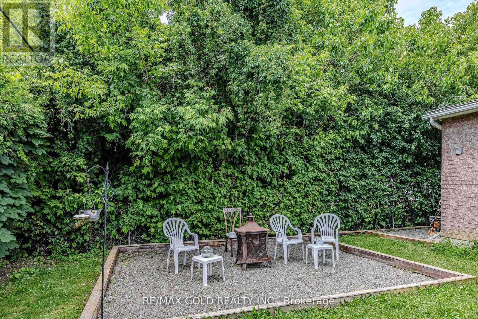 39 Harrow Street, Mississauga, Ontario  L4T 1J6 - Photo 36 - W12388317