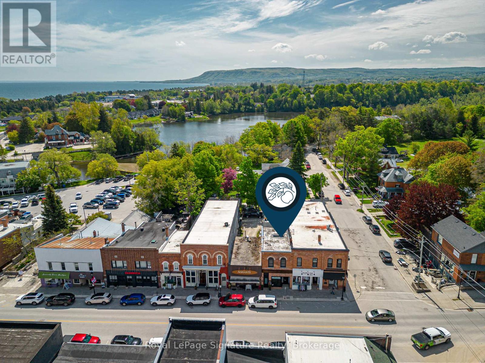 41 Bruce Street S, Blue Mountains, Ontario  N0H 2P0 - Photo 2 - X12175698