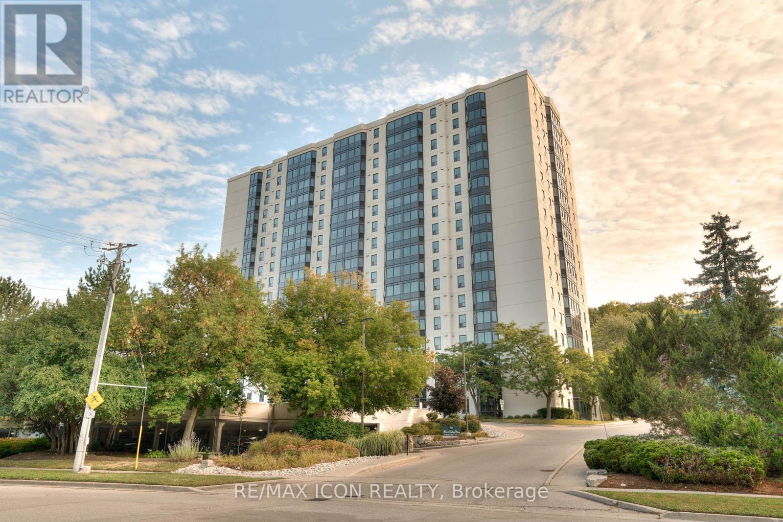 Property at 103 - 35 GREEN VALLEY DRIVE image 2