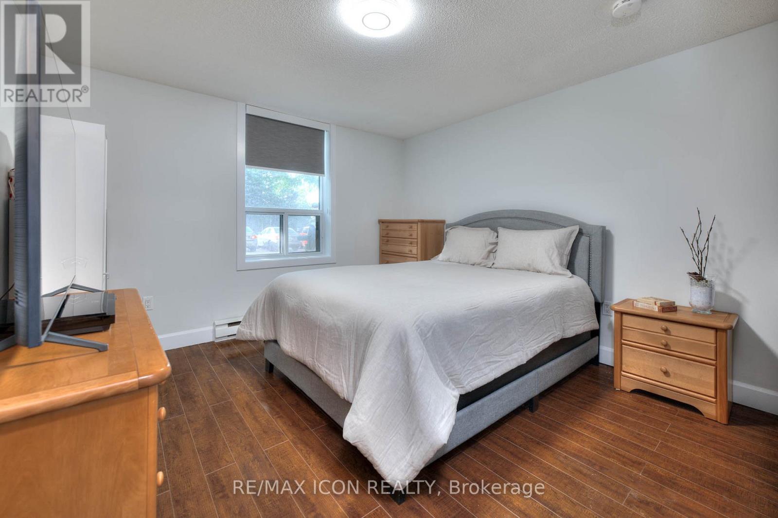 103 - 35 Green Valley Drive, Kitchener, Ontario  N2P 2A5 - Photo 22 - X12388091