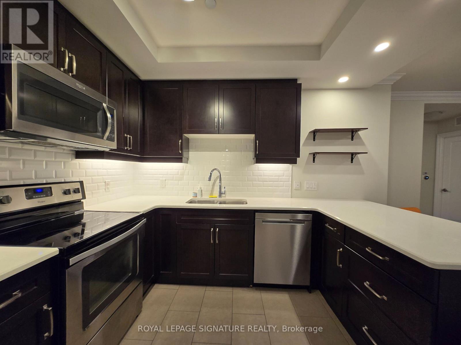 1008 - 505 Talbot Street, London East, Ontario  N6A 2S6 - Photo 7 - X12388104