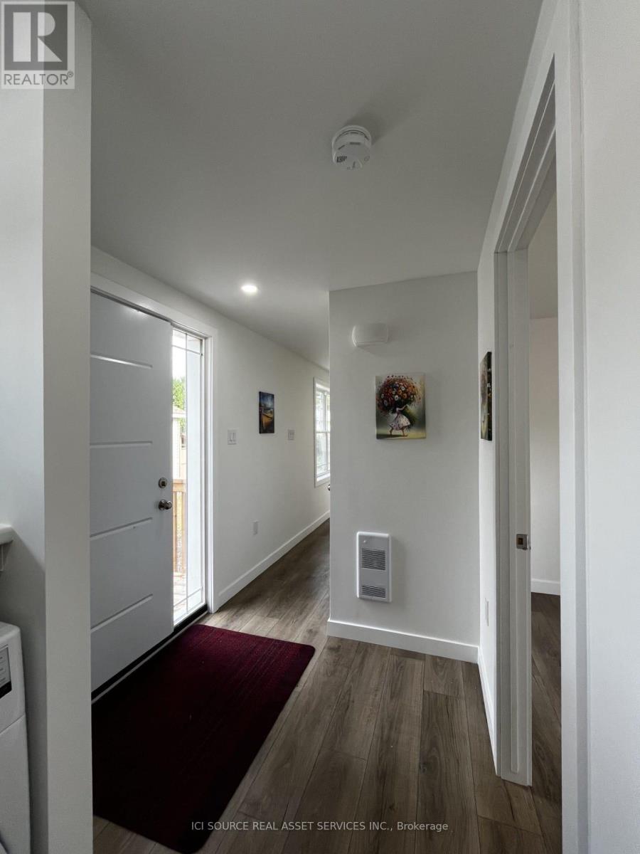 305 - 8250 County Rd 17, Clarence-Rockland, Ontario  K4K 1K7 - Photo 10 - X12388171
