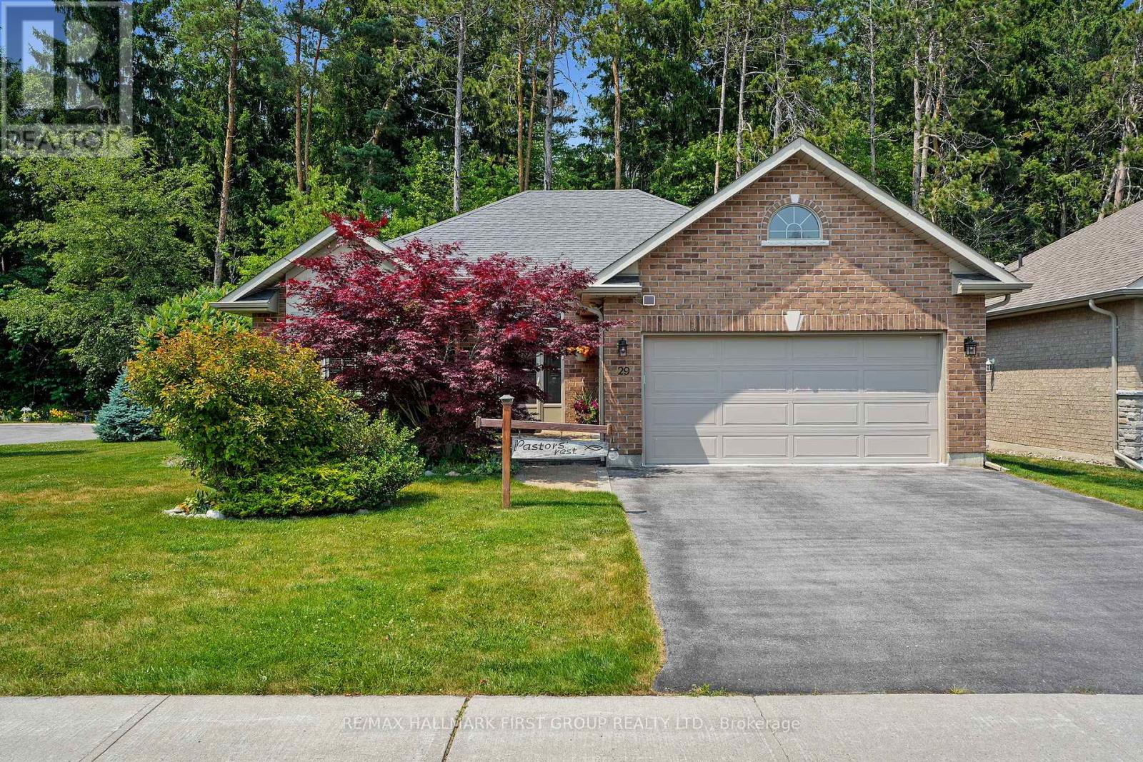 29 ALGONQUIN AVENUE, Brighton, Ontario