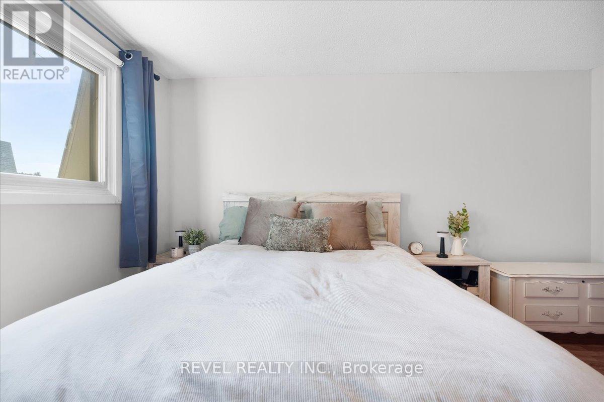 28a - 30 Regent Avenue, Hamilton (Falkirk), Ontario  L9B 1B3 - Photo 18 - X12388183