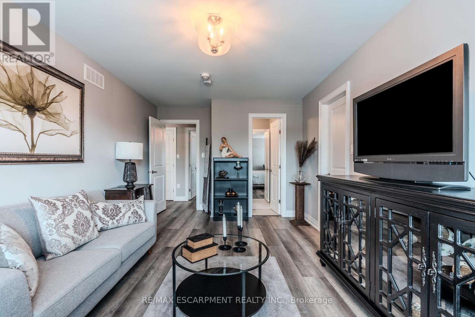 671 Rymal Road W, Hamilton, Ontario  L9B 2N9 - Photo 21 - X12388203
