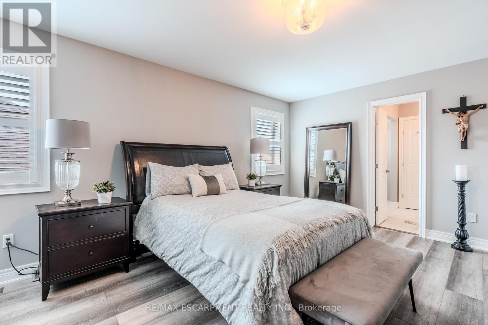 671 Rymal Road W, Hamilton, Ontario  L9B 2N9 - Photo 26 - X12388203