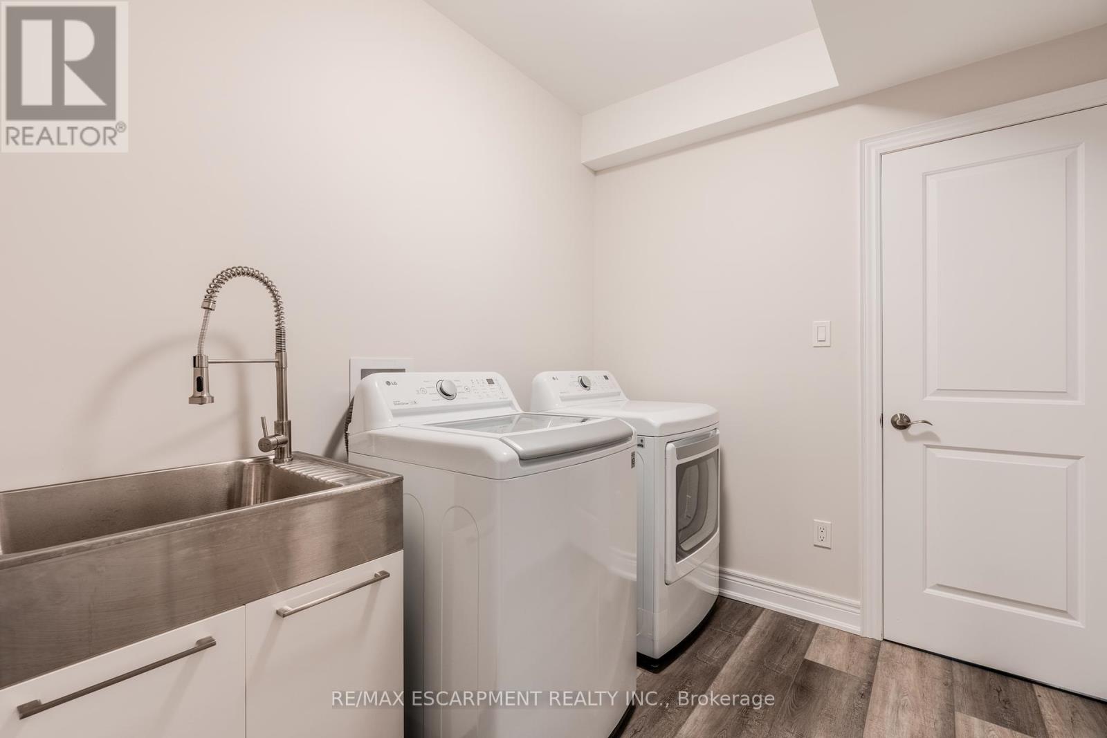 671 Rymal Road W, Hamilton, Ontario  L9B 2N9 - Photo 36 - X12388203