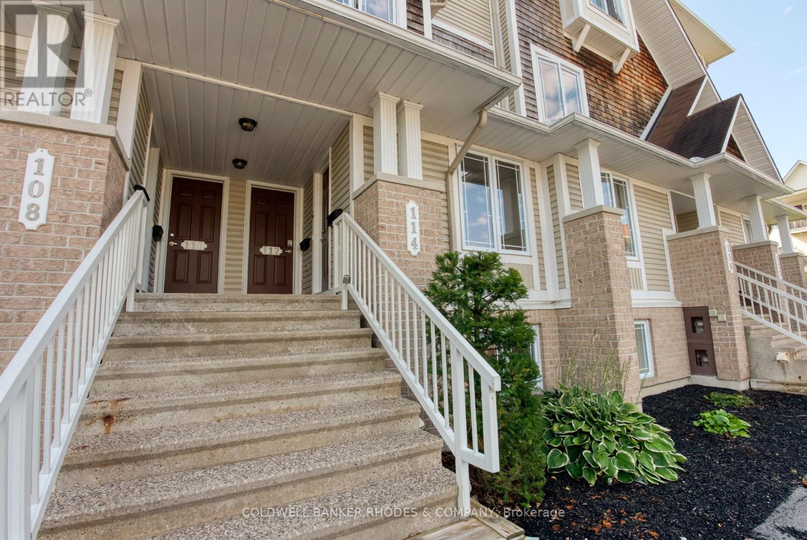 Property at 114 BRENTMORE PRIVATE image 3