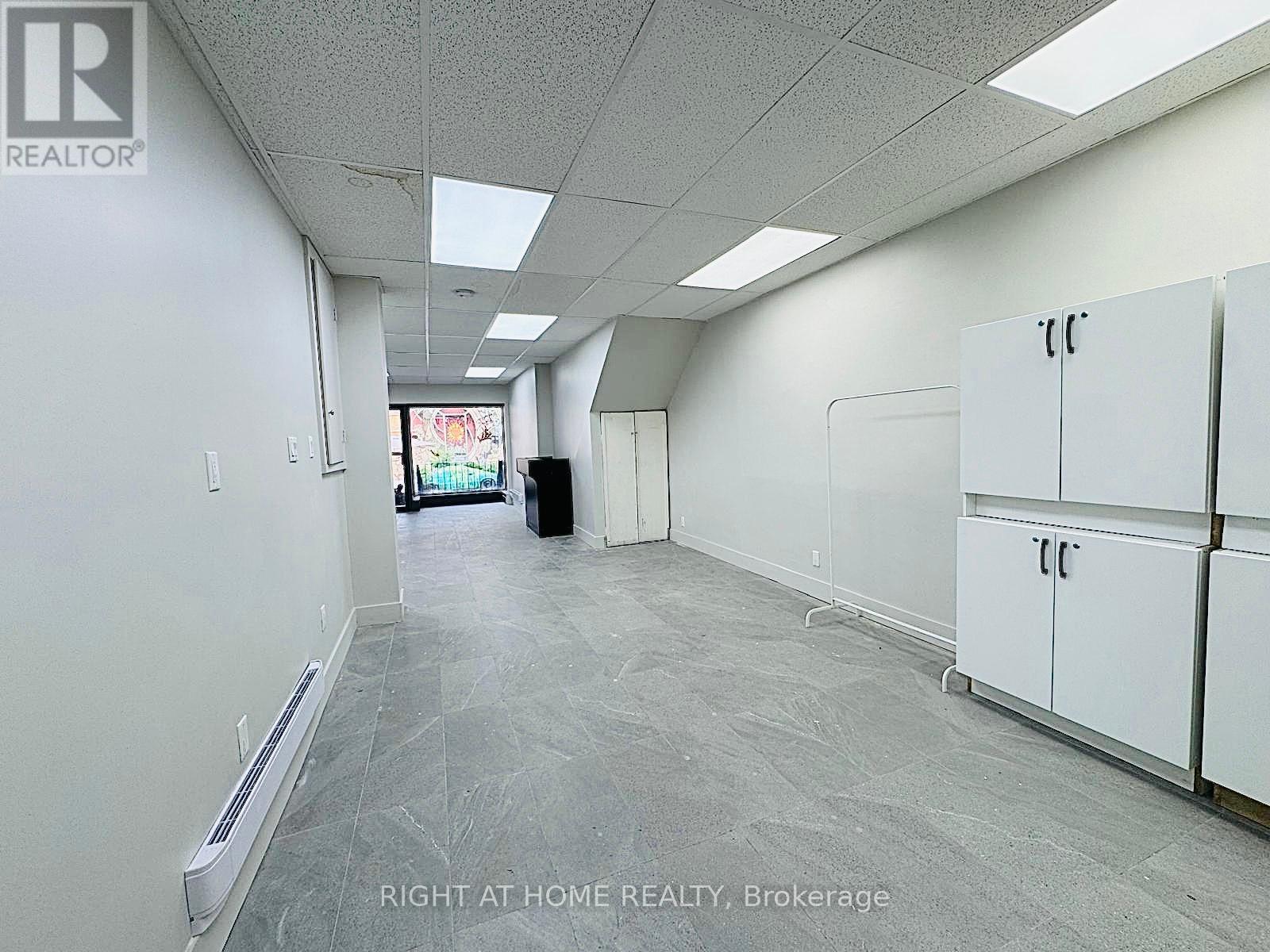 283 Augusta Avenue, Toronto, Ontario  M5T 2M1 - Photo 9 - C12015560