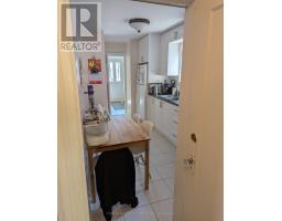 192 ROE AVENUE, Toronto, Ontario