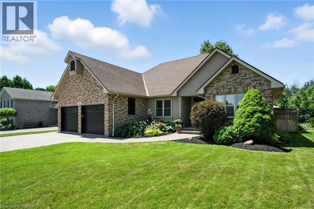 28 MACPHERSON Drive, Paris, Ontario