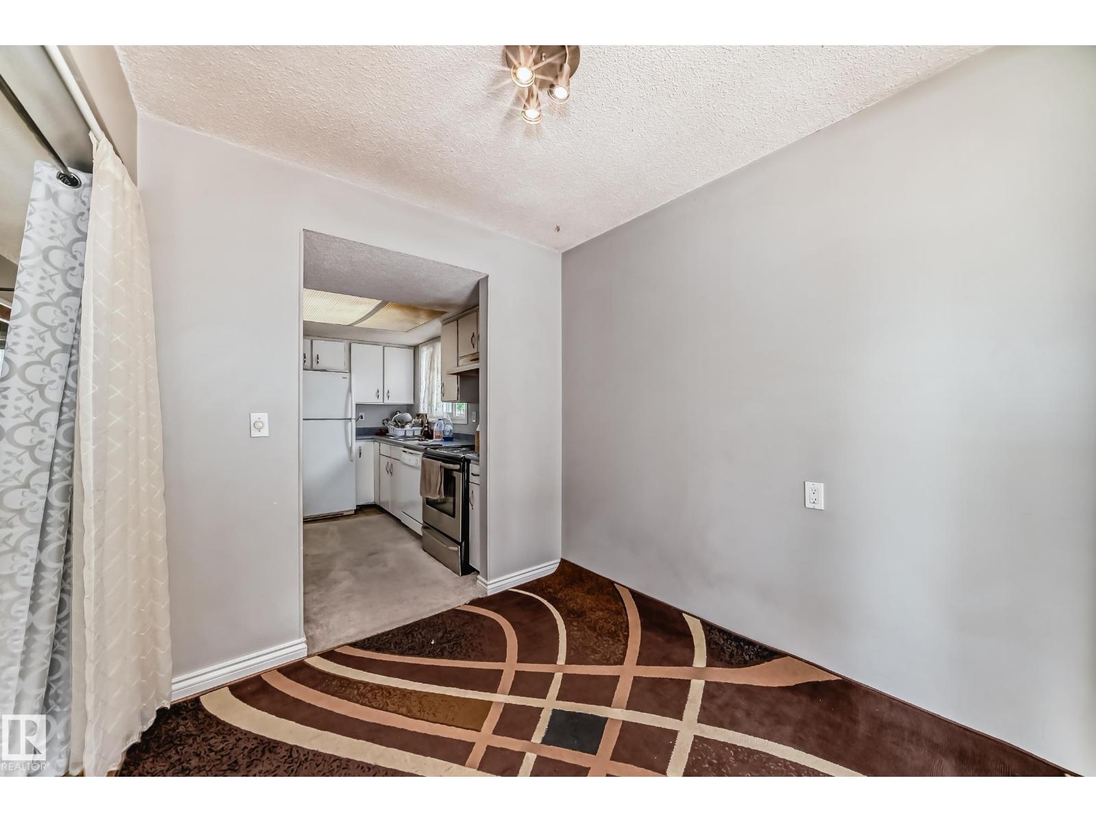 2343 139 Av Nw, Edmonton, Alberta  T5Y 1S1 - Photo 13 - E4456570
