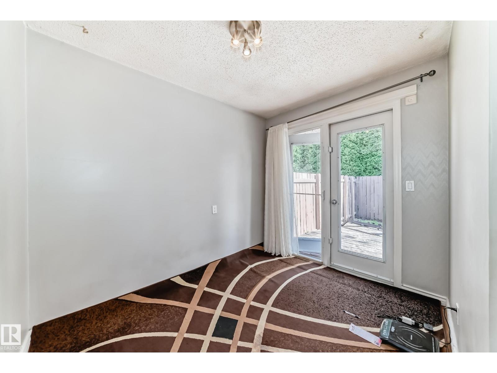2343 139 Av Nw, Edmonton, Alberta  T5Y 1S1 - Photo 8 - E4456570
