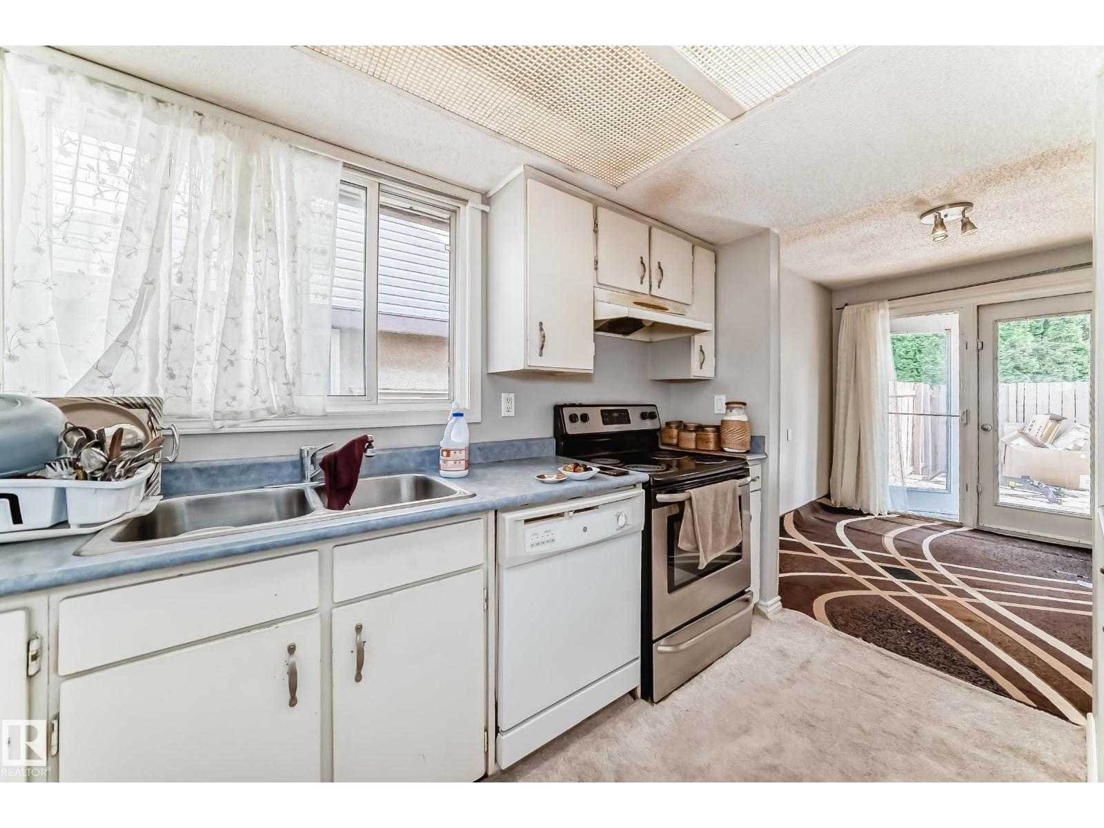 2343 139 Av Nw, Edmonton, Alberta  T5Y 1S1 - Photo 7 - E4456570
