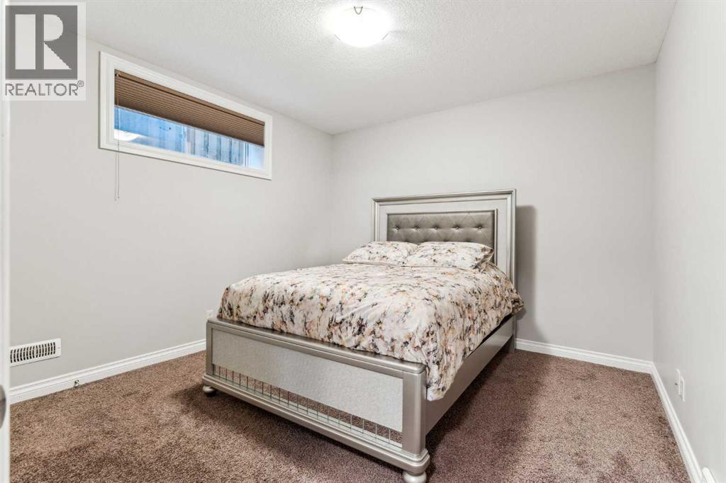 318 Mahogany Manor Se, Calgary, Alberta  T3M 1X4 - Photo 23 - A2254655