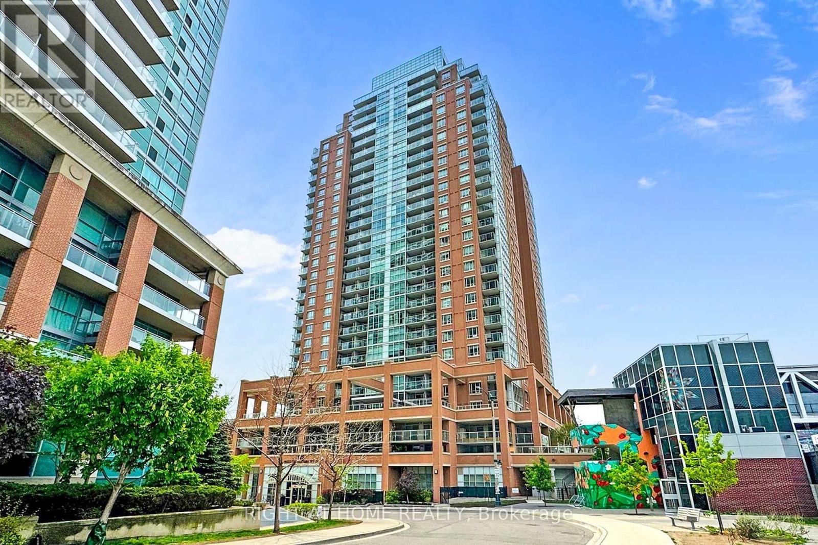 2415 - 125 Western Battery Road, Toronto, Ontario  M6K 3R8 - Photo 3 - C12388061