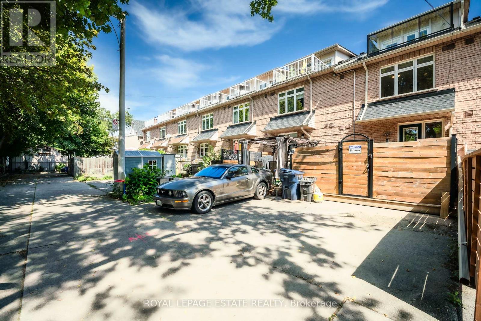 18 Bastedo Avenue, Toronto, Ontario  M4C 3M7 - Photo 34 - E12387599