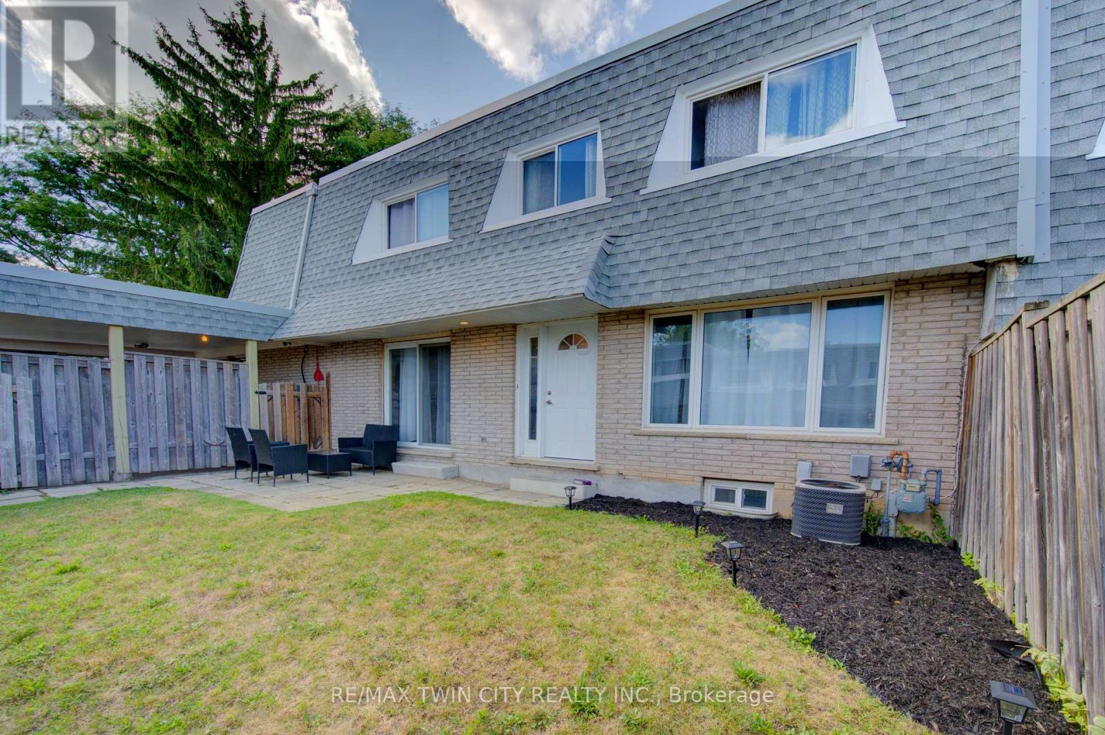Property at 47 - 14 WILLIAMSBURG ROAD image 1