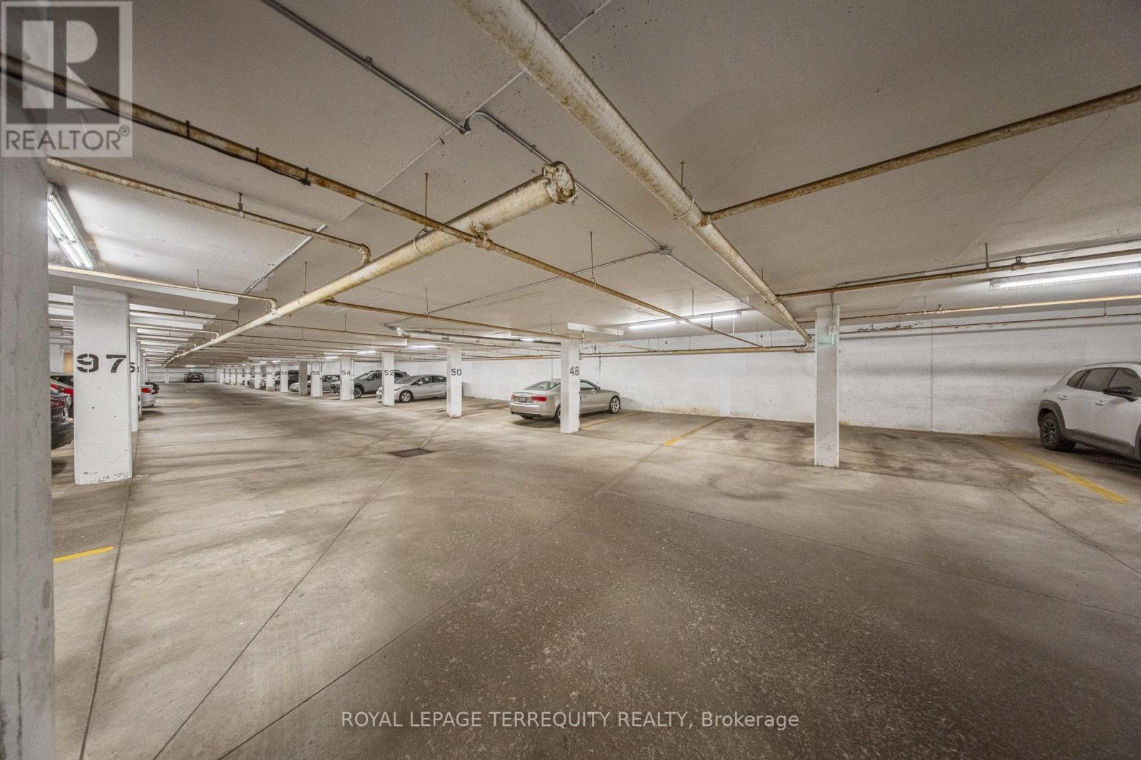 402 - 200 Burnhamthorpe Road E, Mississauga, Ontario  L5A 4L4 - Photo 23 - W12292108