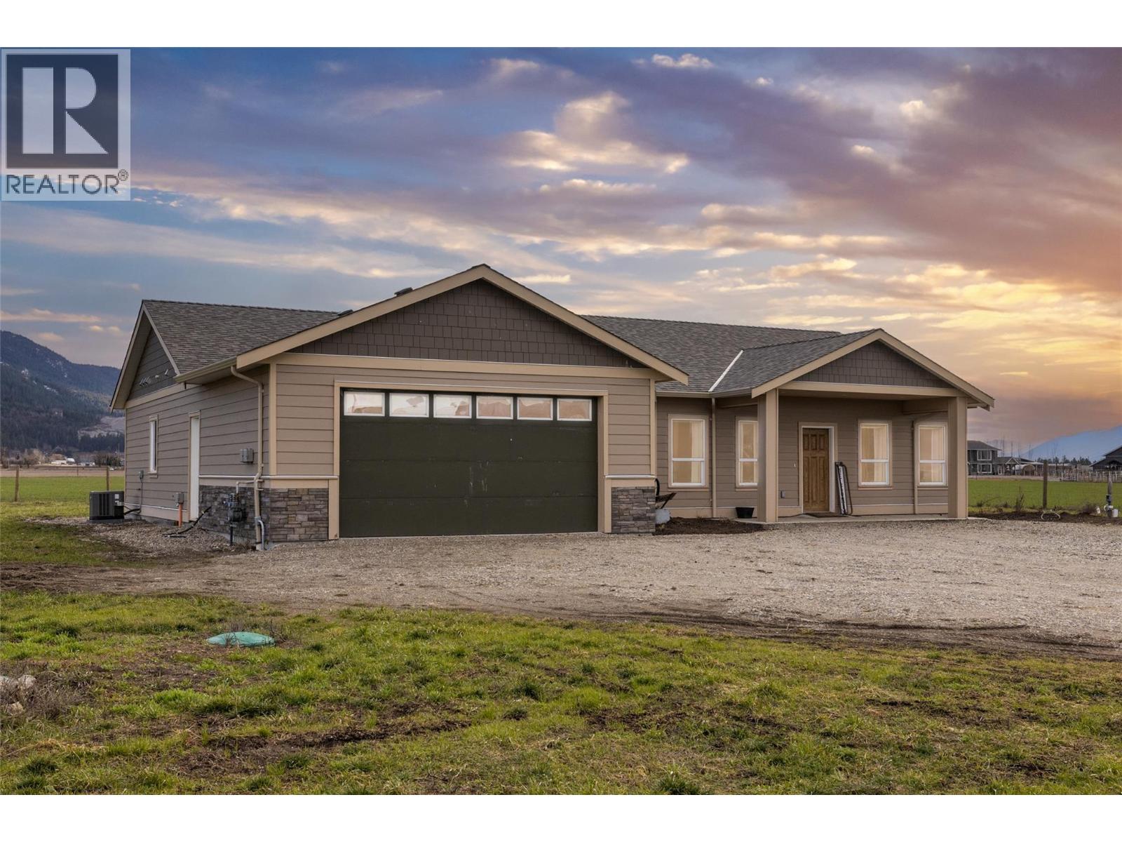 2411 Harding Road, spallumcheen, British Columbia