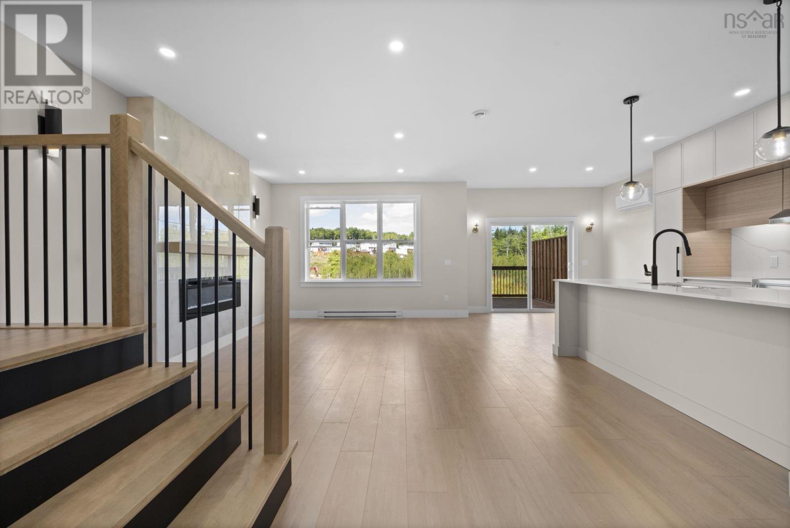 Property at 208 Darner Drive image 4