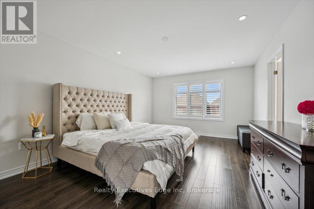 31 Rainforest Lane, Halton Hills, Ontario  L7G 0L8 - Photo 21 - W12327462