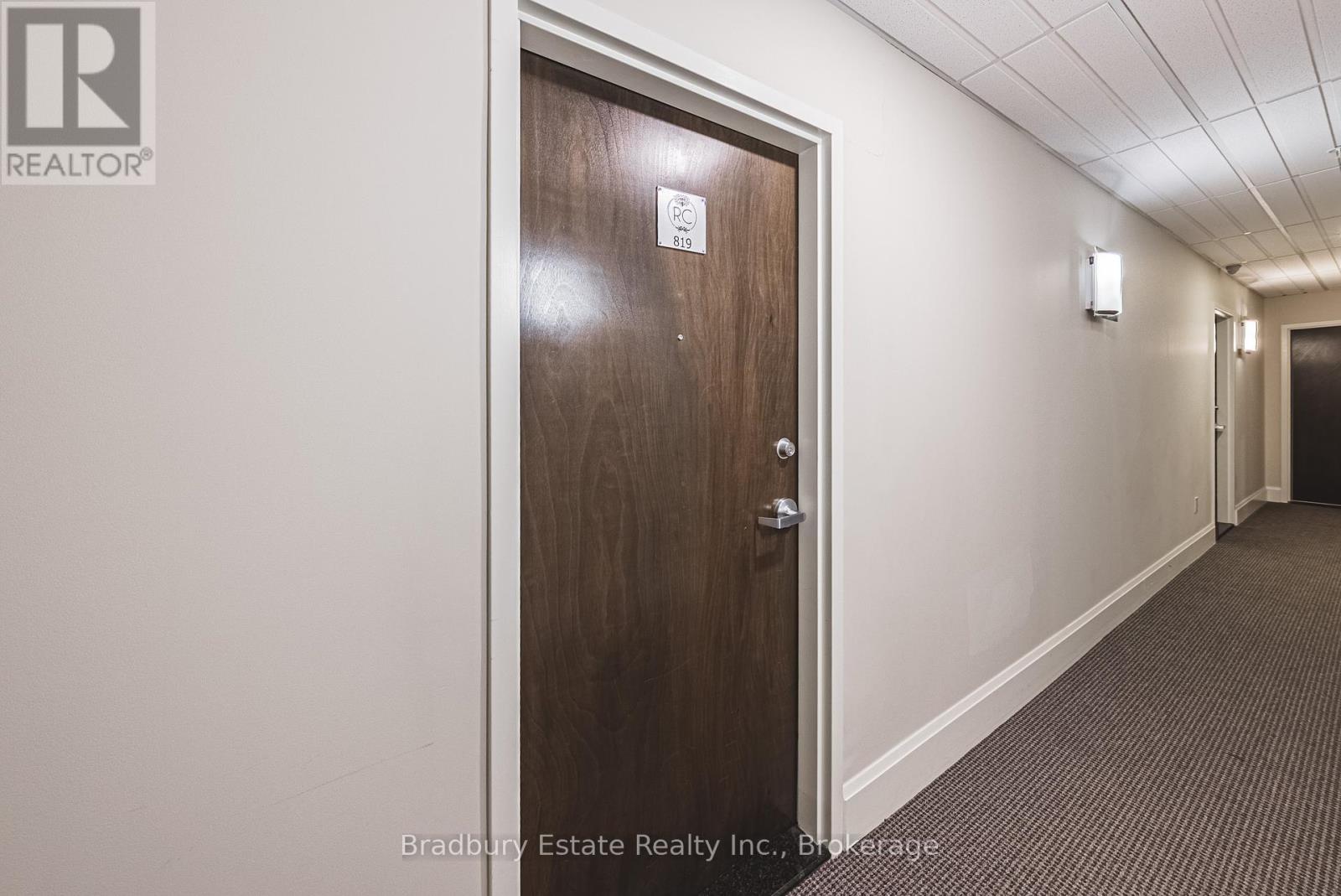 819 - 118 King Street E, Hamilton, Ontario  L8N 0A9 - Photo 6 - X12380905