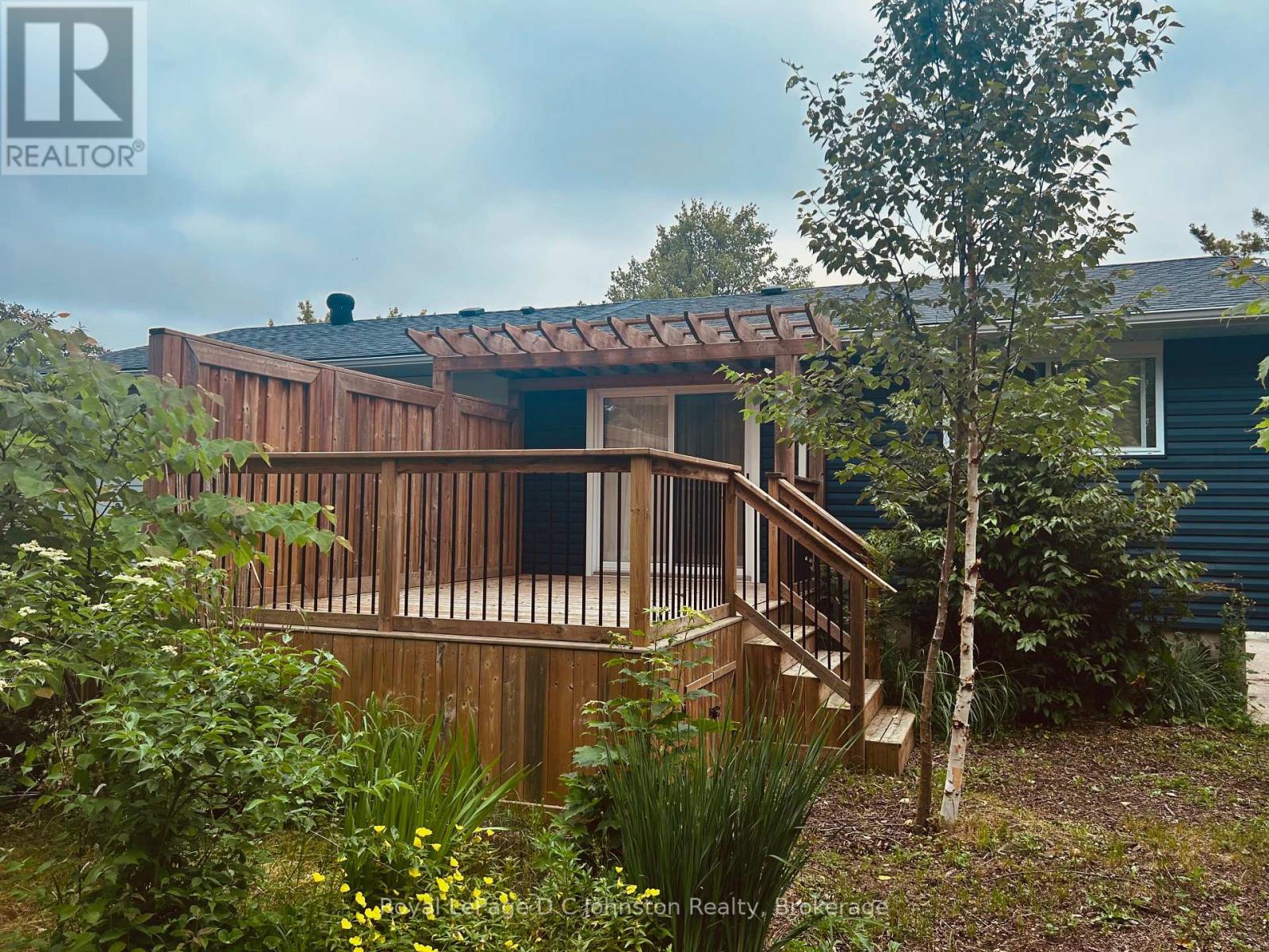 816 River Street E, Saugeen Shores, Ontario  N0H 2C4 - Photo 28 - X12189604