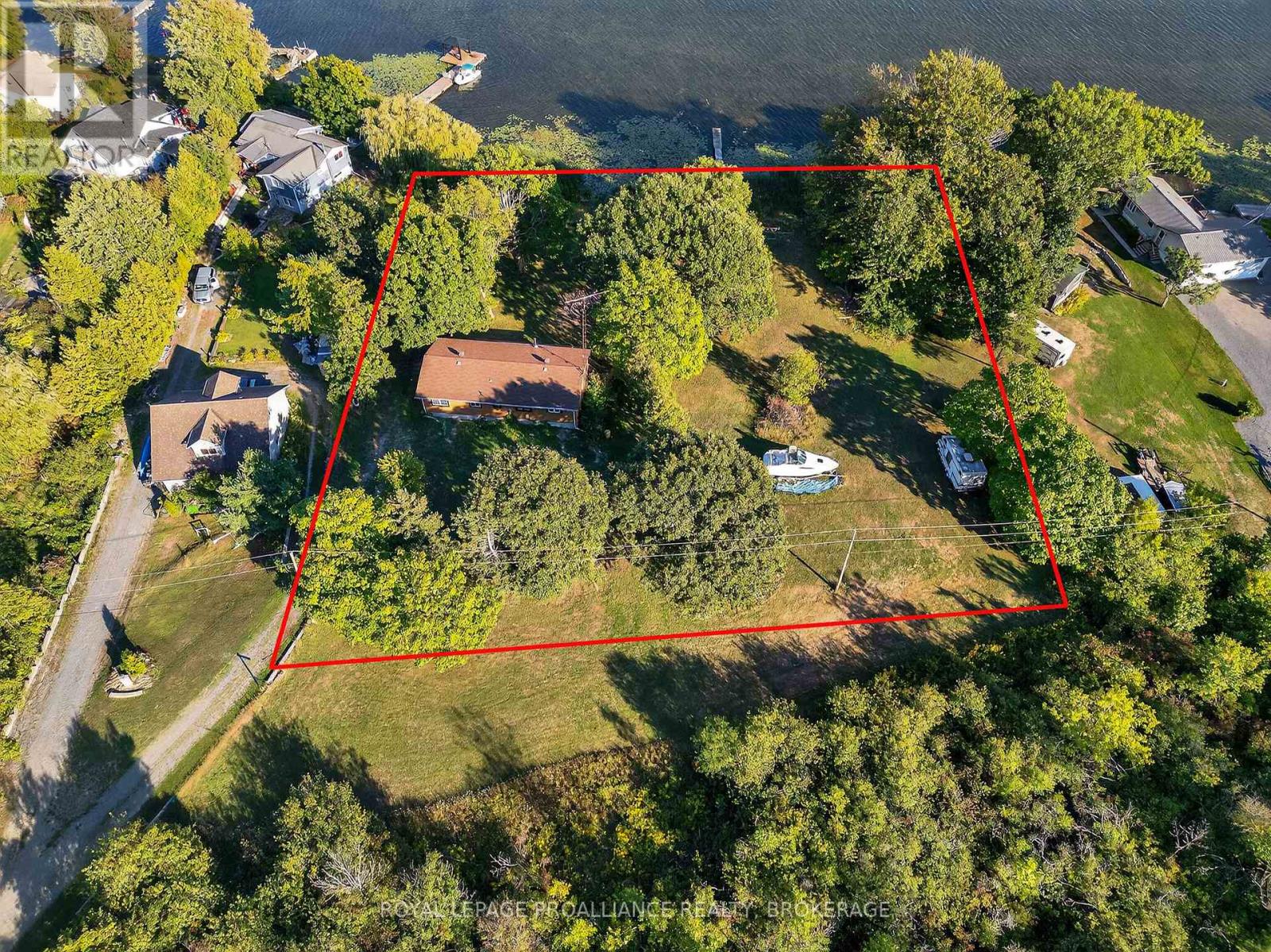 225 Johnson Bay Lane, Frontenac Islands, Ontario  K7G 2V6 - Photo 46 - X12388567