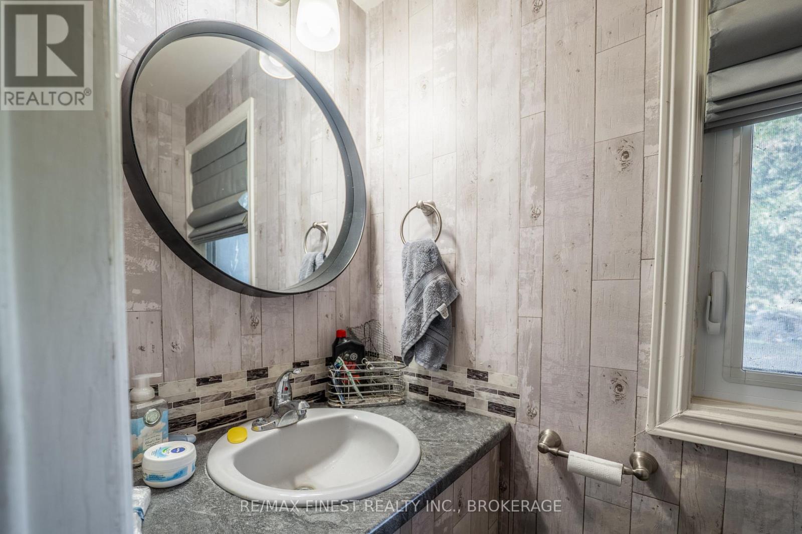 181 Main Street, Loyalist, Ontario  K0H 1G0 - Photo 24 - X12388573