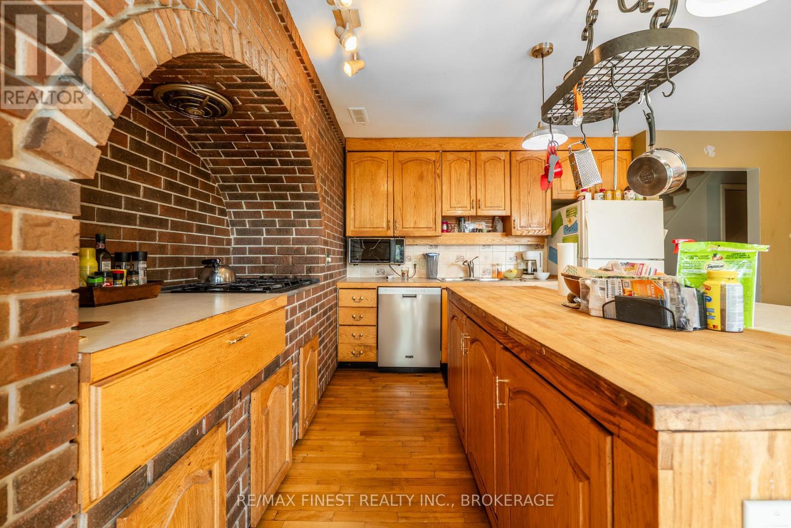 181 Main Street, Loyalist, Ontario  K0H 1G0 - Photo 6 - X12388573
