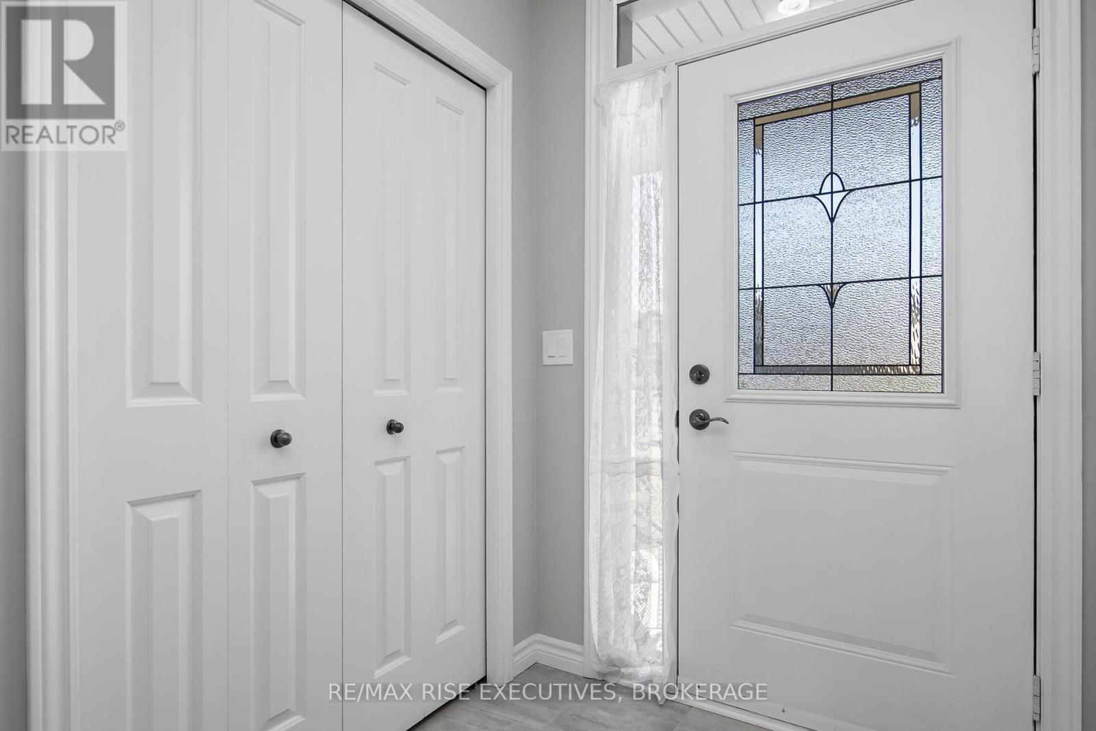 1425 Monarch Drive, Kingston, Ontario  K7P 0R9 - Photo 3 - X12388581