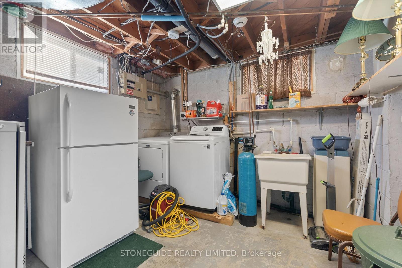 5 Armour Court, Kawartha Lakes, Ontario  K9V 1N9 - Photo 26 - X12388488