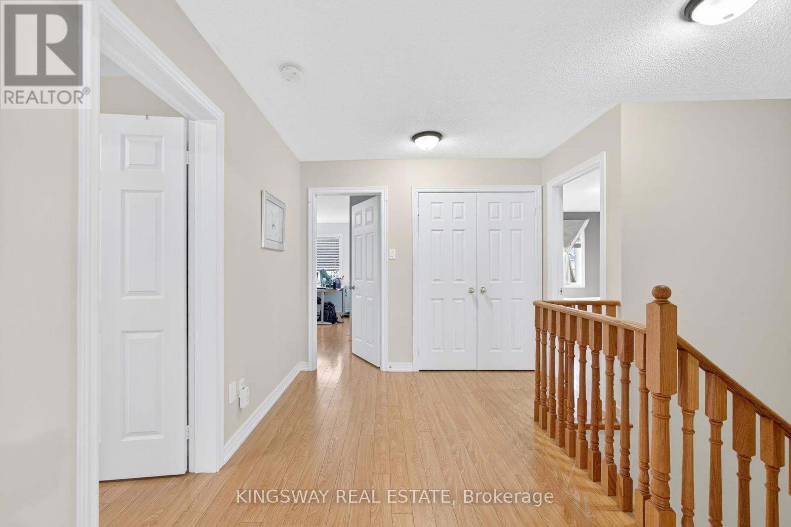284 Holmes Crescent, Milton, Ontario  L9T 0R2 - Photo 21 - W12386799