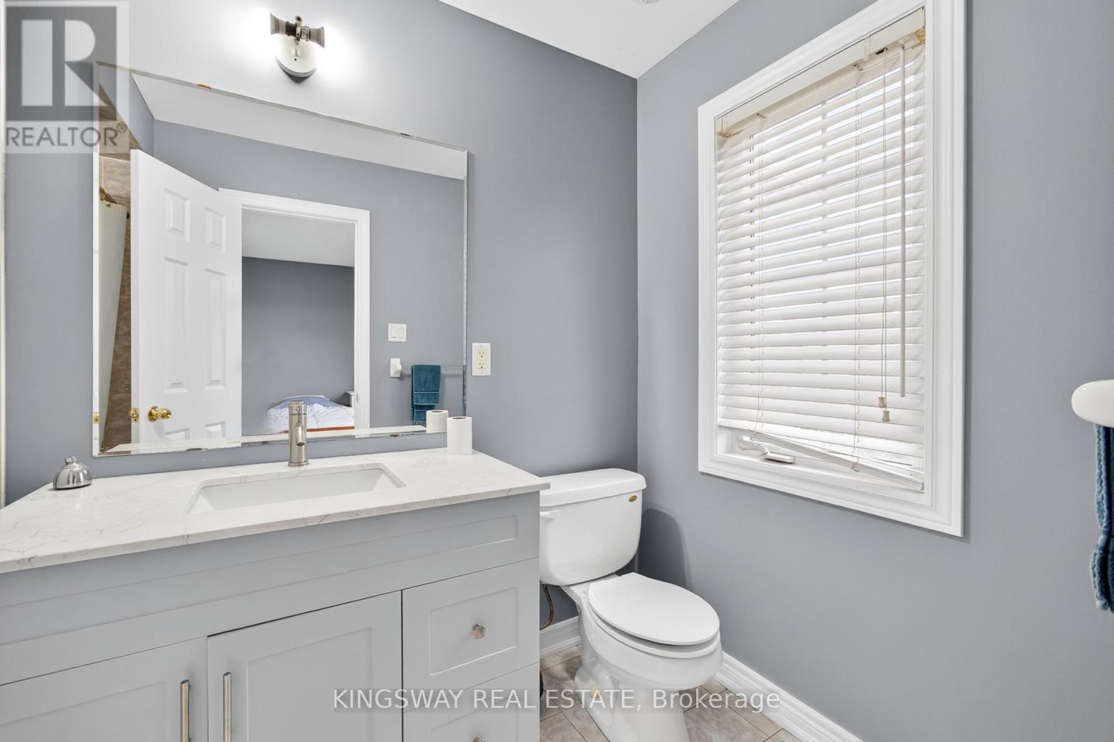 284 Holmes Crescent, Milton, Ontario  L9T 0R2 - Photo 30 - W12386799