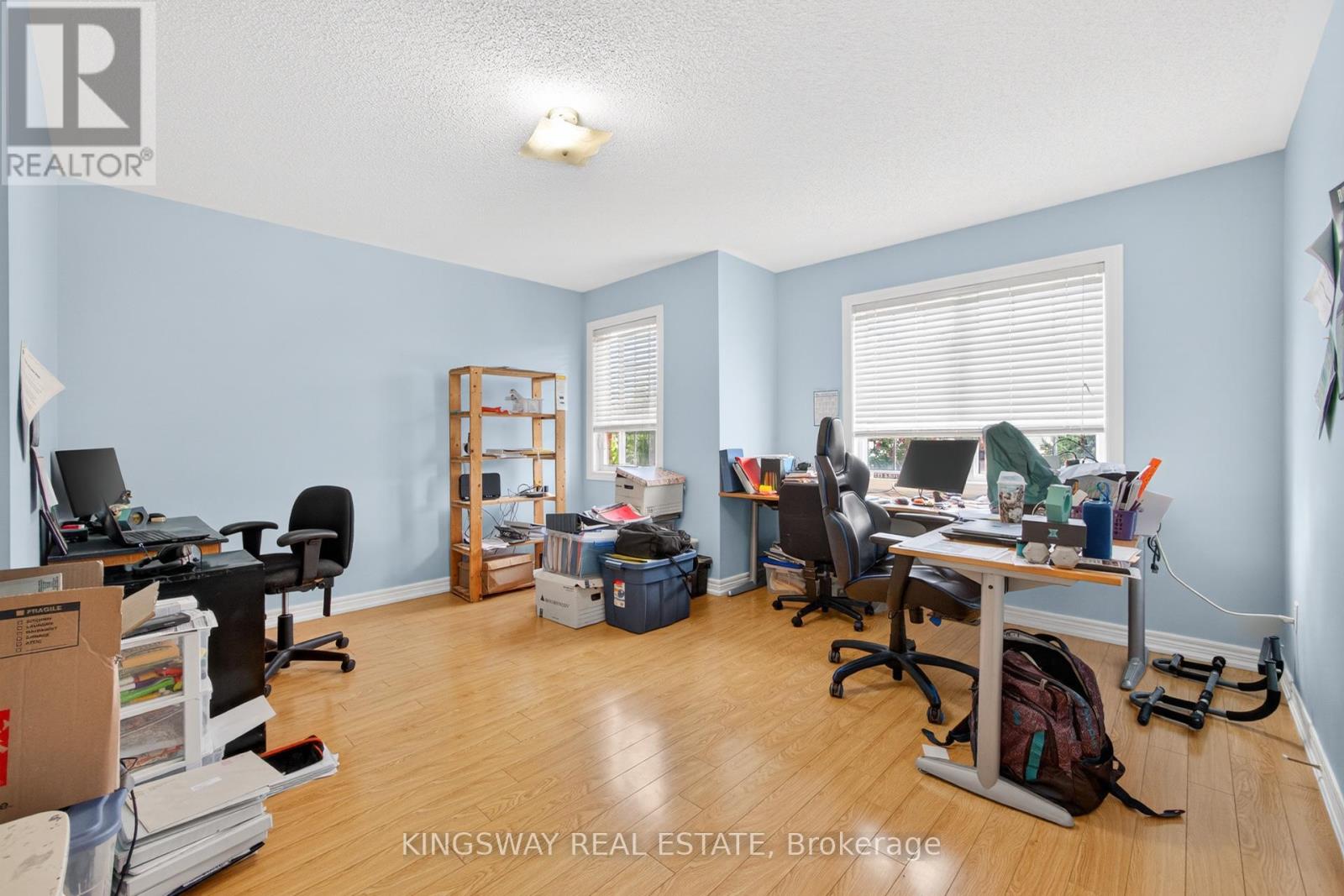 284 Holmes Crescent, Milton, Ontario  L9T 0R2 - Photo 34 - W12386799
