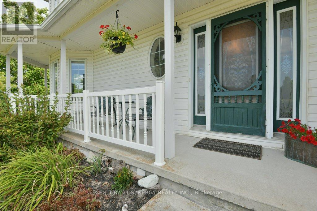 2502 Diamondview Road, Ottawa, Ontario  K0A 1L0 - Photo 8 - X12388467