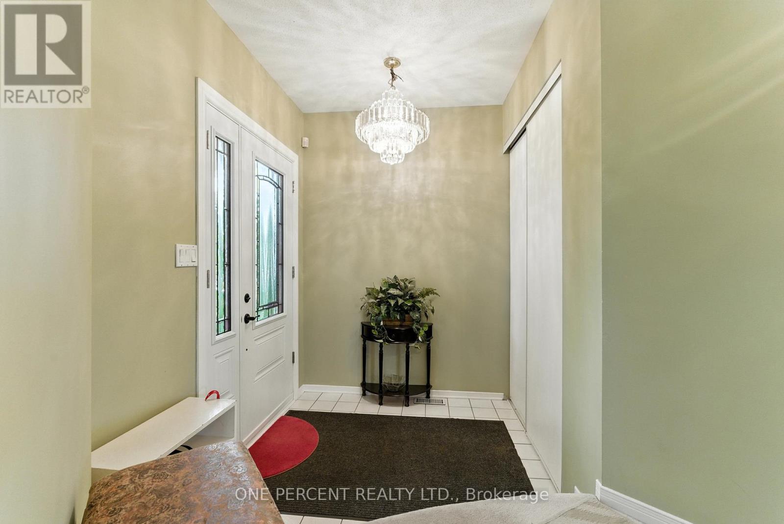 59 Woodford Way, Ottawa, Ontario  K2J 4B5 - Photo 3 - X12388537