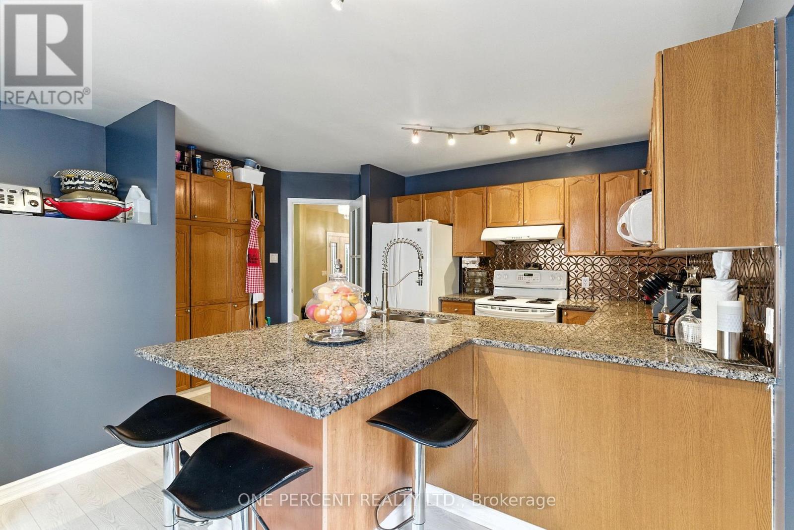 59 Woodford Way, Ottawa, Ontario  K2J 4B5 - Photo 8 - X12388537