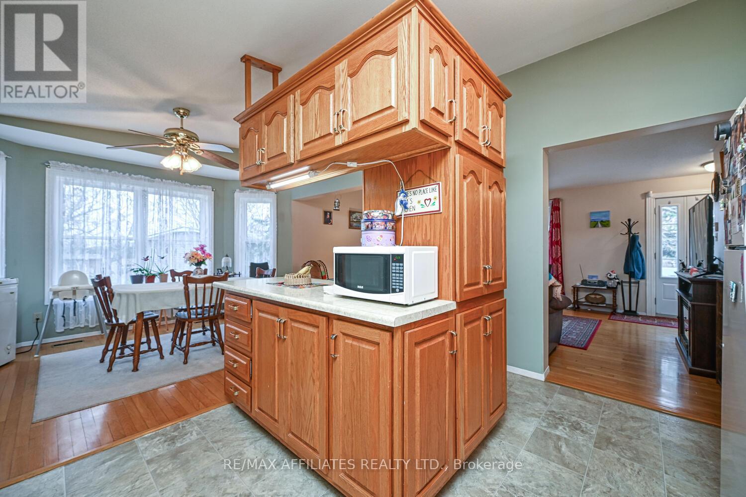 4 Otterdale Crescent, Rideau Lakes, Ontario  K7A 0J4 - Photo 16 - X12388601