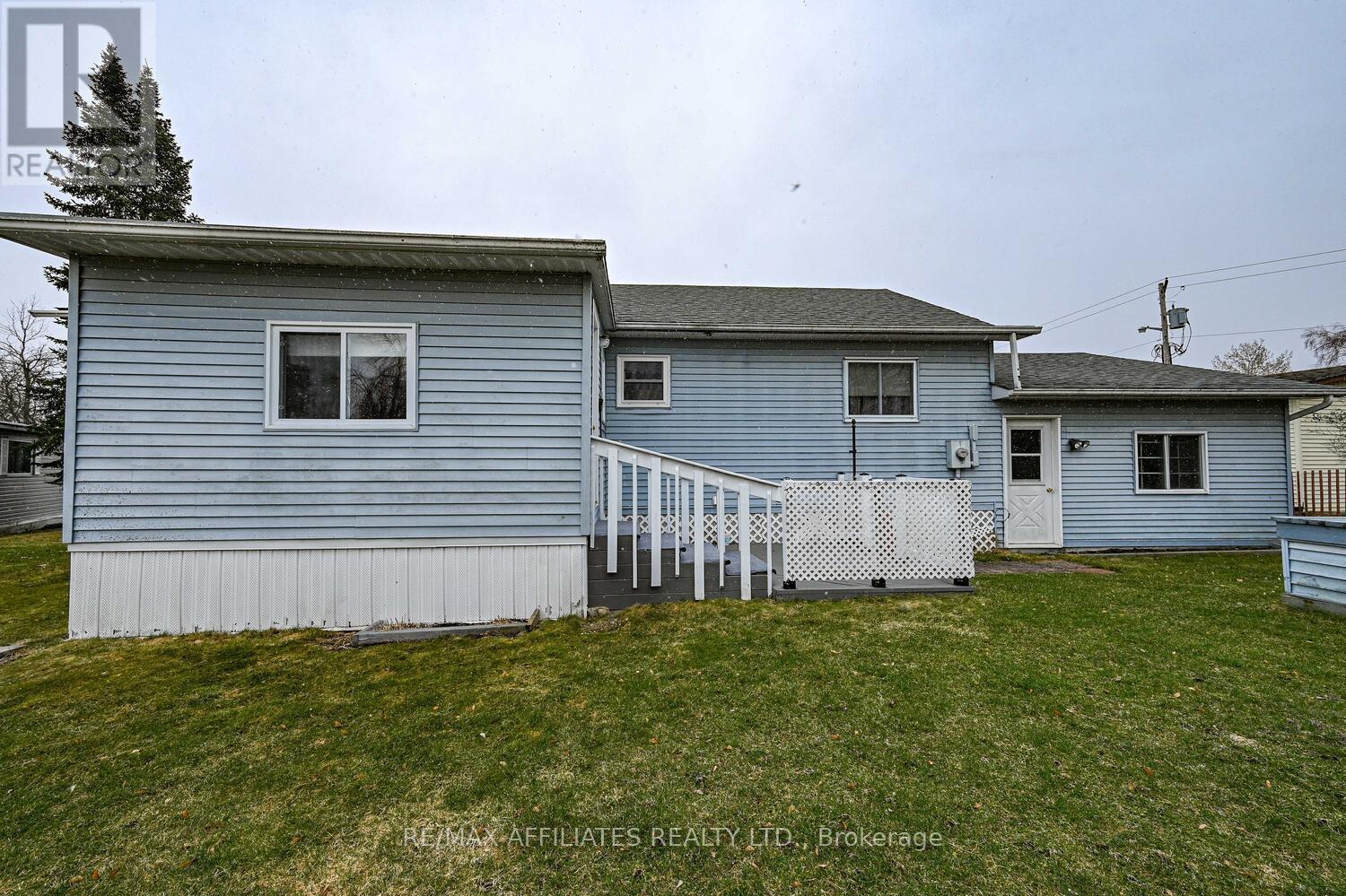 4 Otterdale Crescent, Rideau Lakes, Ontario  K7A 0J4 - Photo 31 - X12388601