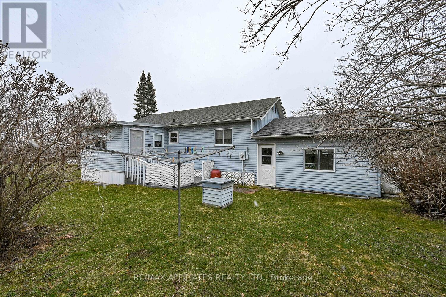 4 Otterdale Crescent, Rideau Lakes, Ontario  K7A 0J4 - Photo 32 - X12388601