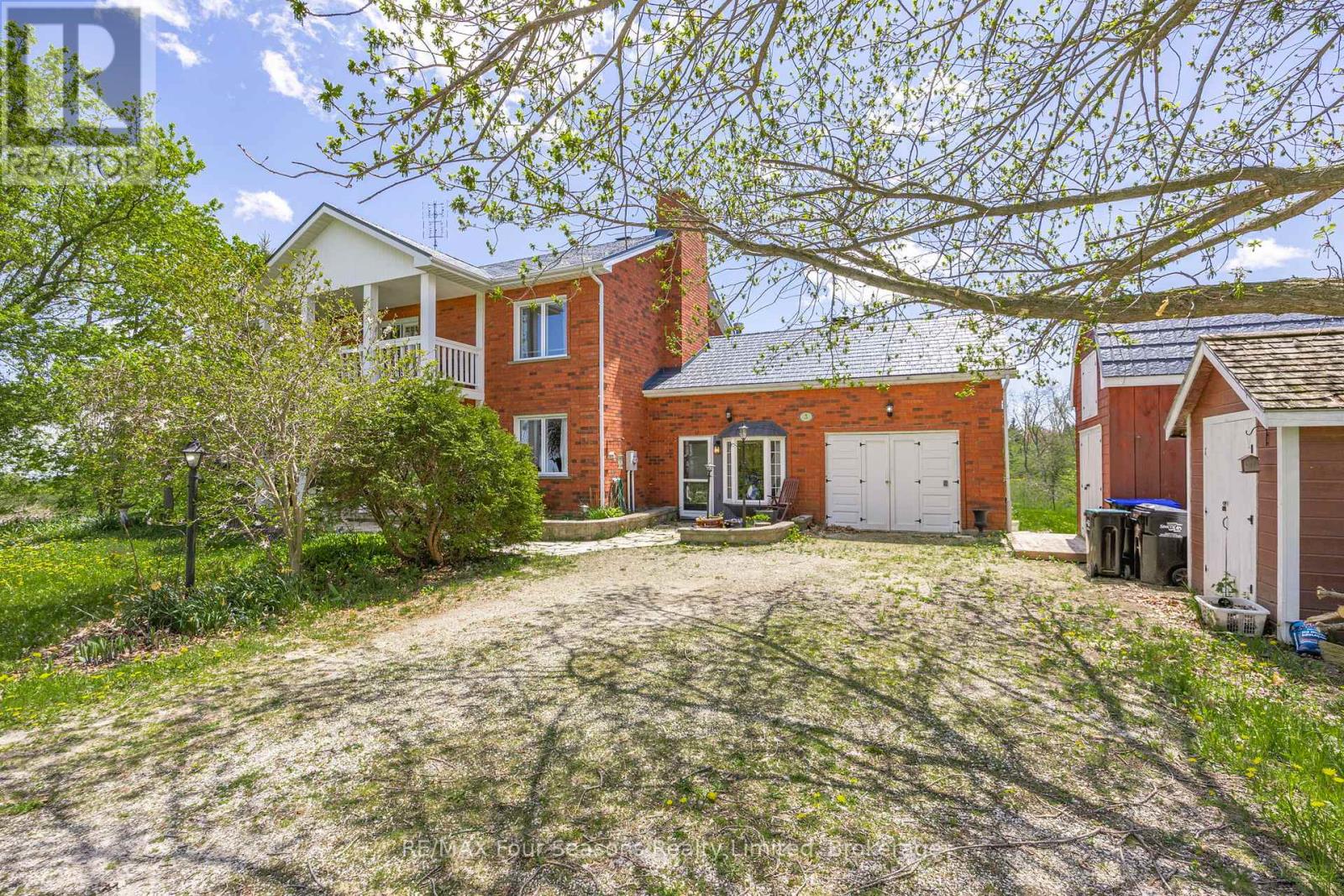 3 Sydenham Trail E, Clearview, Ontario  L0M 1H0 - Photo 46 - S12388483