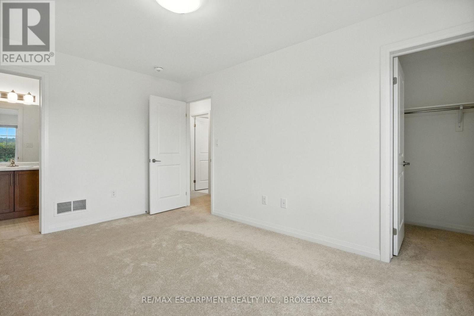 25 Saffron Way, Pelham, Ontario  L0S 1E1 - Photo 16 - X12388481