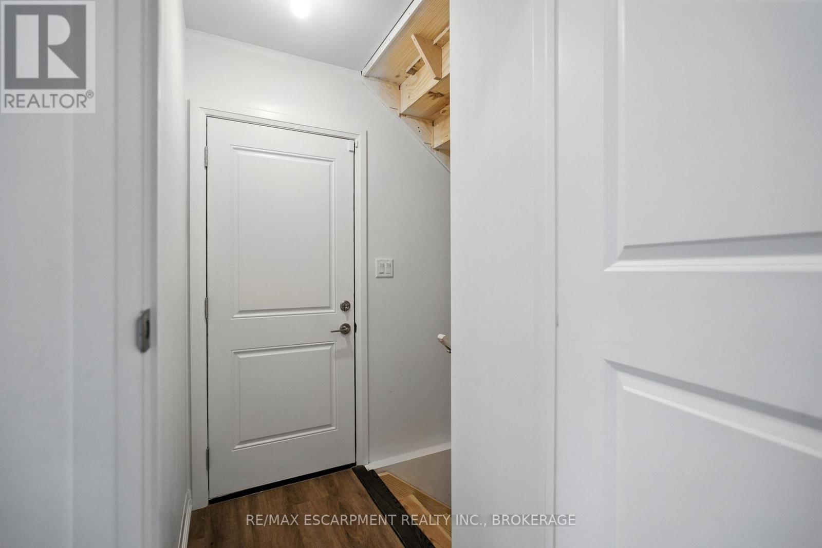 25 Saffron Way, Pelham, Ontario  L0S 1E1 - Photo 25 - X12388481