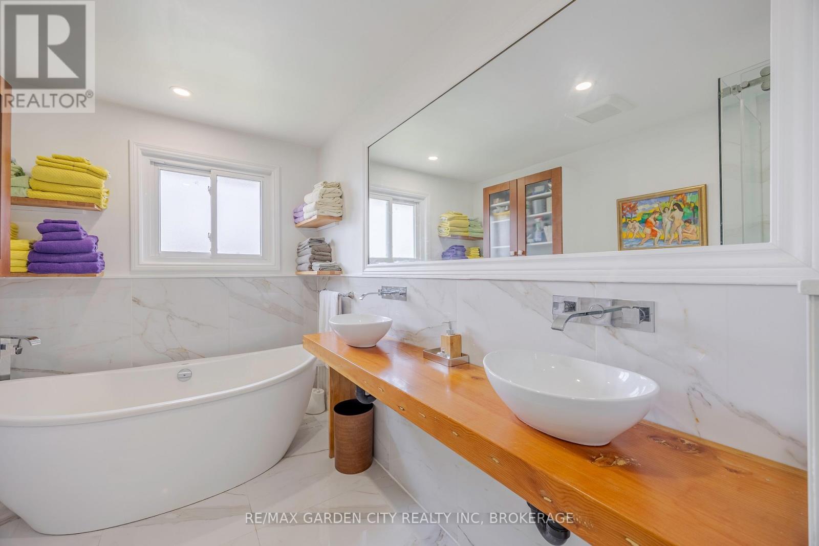 5 Woodgarden Court, St. Catharines, Ontario  L2M 7C9 - Photo 17 - X12388532