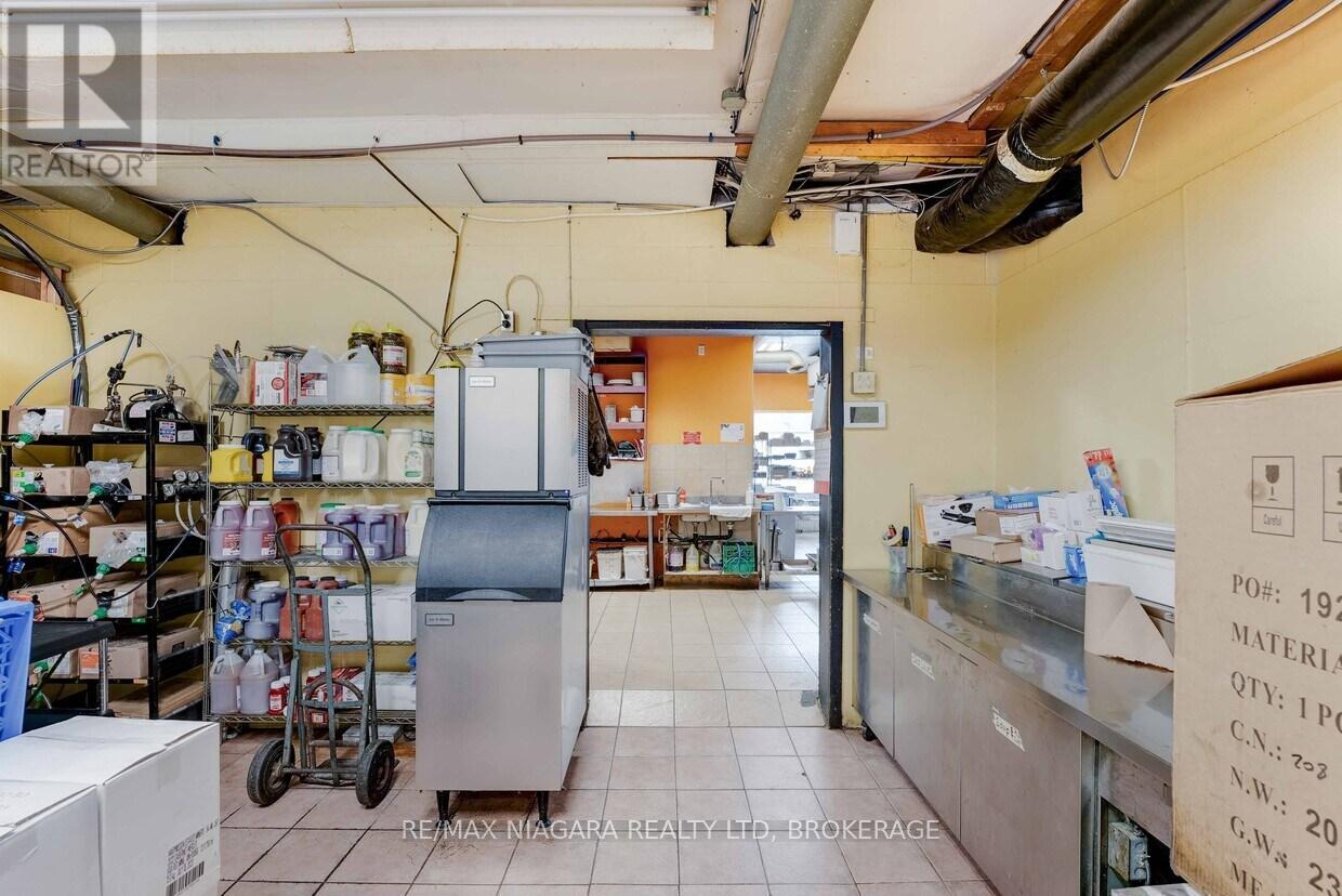 231 St. Paul Street W, St. Catharines (Western Hill), Ontario  L2S 2E3 - Photo 15 - X12388613