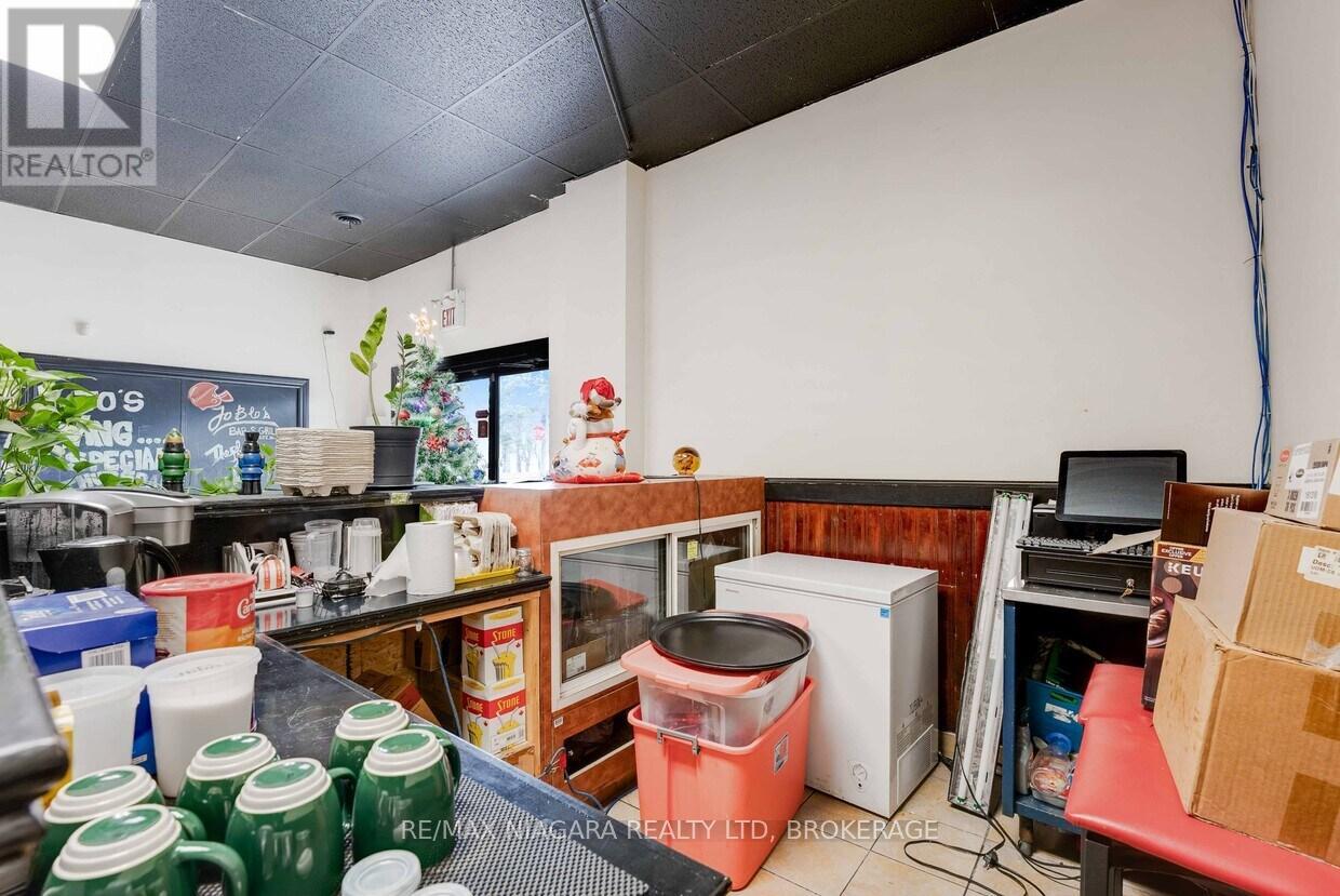 231 St. Paul Street W, St. Catharines (Western Hill), Ontario  L2S 2E3 - Photo 23 - X12388613