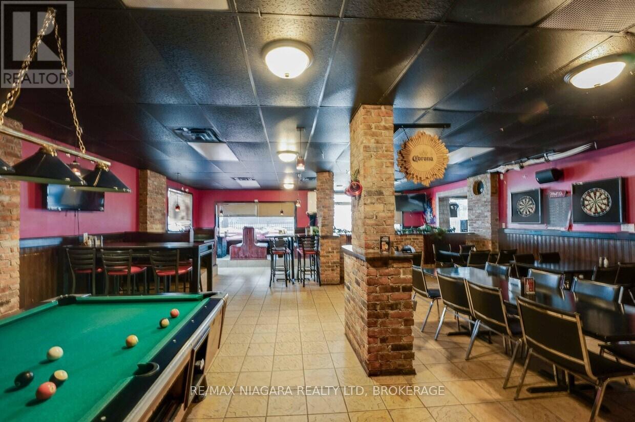 231 St. Paul Street W, St. Catharines (Western Hill), Ontario  L2S 2E3 - Photo 5 - X12388613